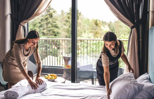 The Comprehensive Guide to Hotel Linens: Elevating Guest Experience and Operational Efficiency